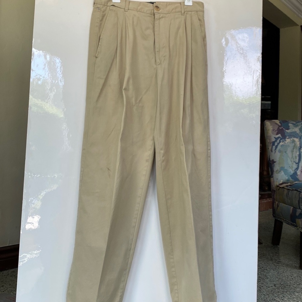 Men’s pleated front soft chino/ khaki pant size 34 by NEW MAN